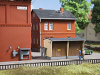 015-13338 - 1:120 Trafostation mit Zubehör